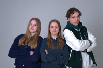 Odd one out - Triple Threat