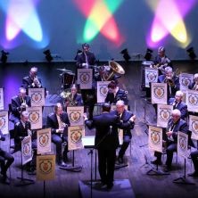 Hyvinkäänkylän puhallinorkesteri 110v. - Elämän sain soimaan!