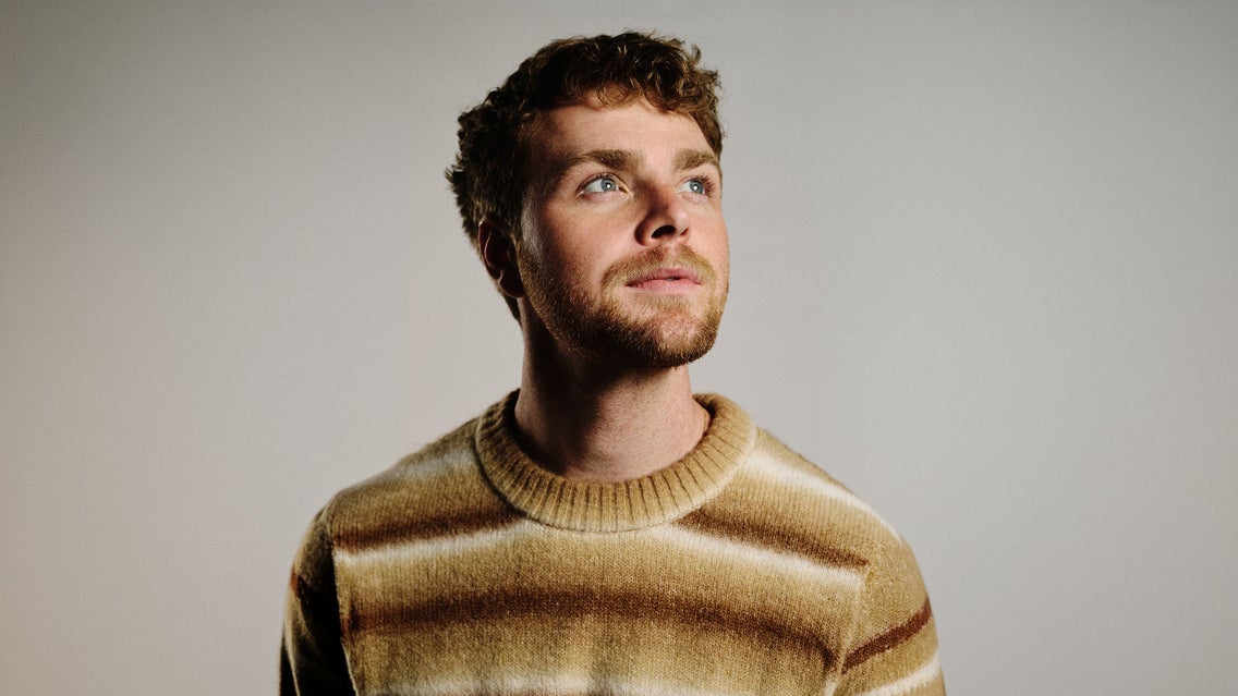 Alex Warren - Finding Family on the Road World Tour 2026