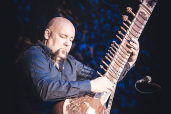 Krishn Kypke – DIE SAITEN DER WELT