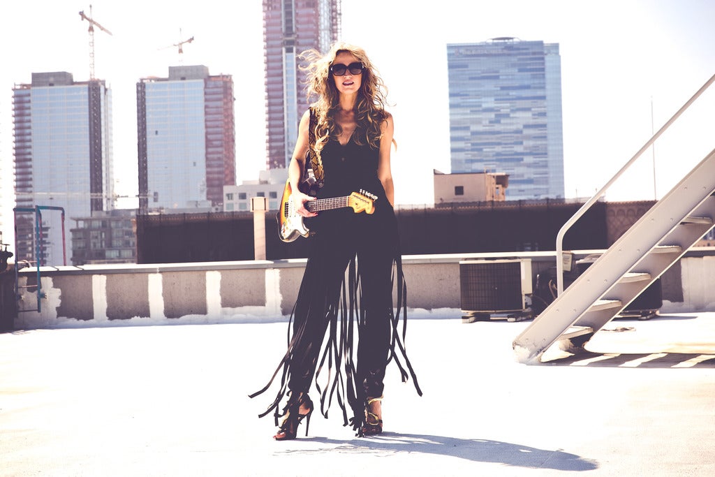 Ana Popovic - Restaurant