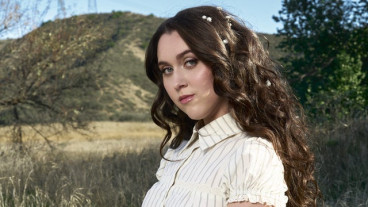 Em Beihold - Tales of a Failed Shapeshifter Tour