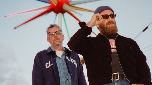 The Black Keys: PEACHES 'N KREAM