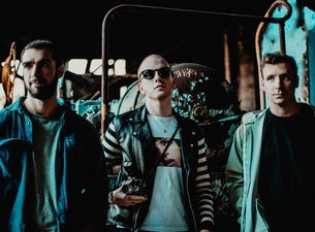 Two Door Cinema Club - Tourist History 15th Anniversary Tour