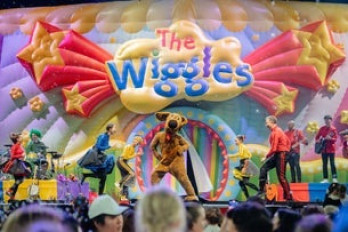 The Wiggles - Tree of Wisdom Spectacular!
