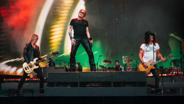 GUNS N' ROSES - bp Adelaide Grand Final