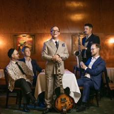 Sami Saari ja Jazzpojat K18