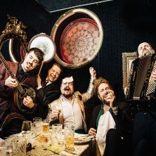 Jaakko Laitinen & Väärä Raha K-18