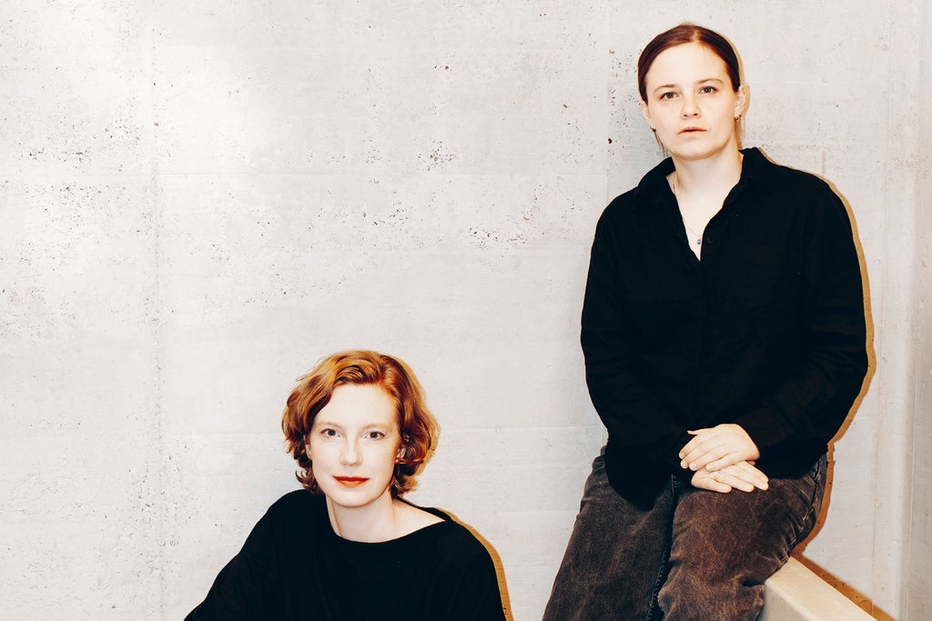 Jasna Fritzi Bauer & Luise Wolfram lesen Love Letters