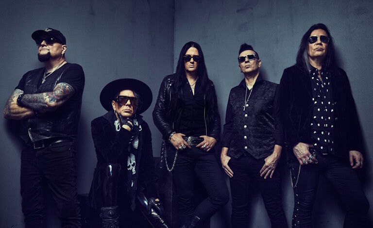 The 69 Eyes, Daze Dolls