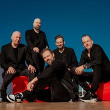 Taikakuu sekä Leif Lindeman