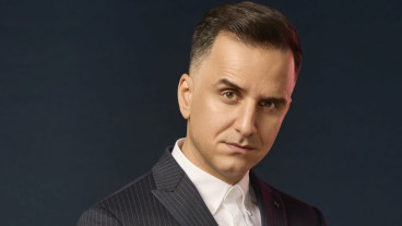 Özcan Cosar - VIP image