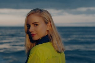 Julia Engelmann liest aus ''Himmel ohne Ende''