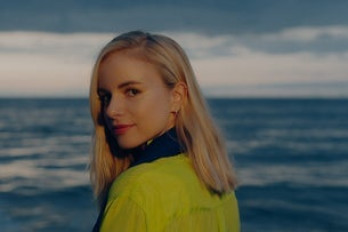 Julia Engelmann liest aus ''Himmel ohne Ende''