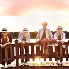 Pekkaniskan Pojat sekä Helminauha
