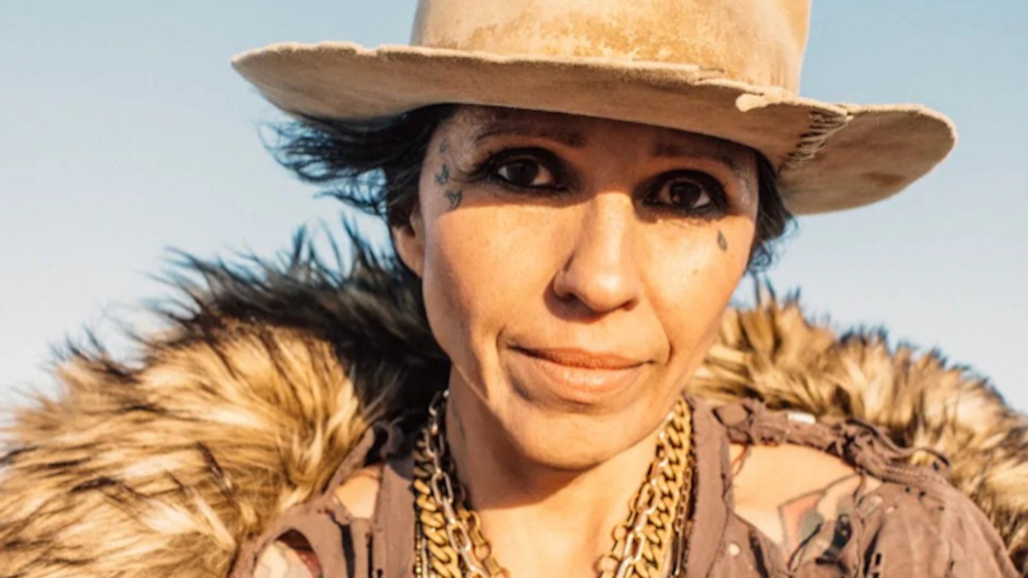 Artist Friendly | Linda Perry