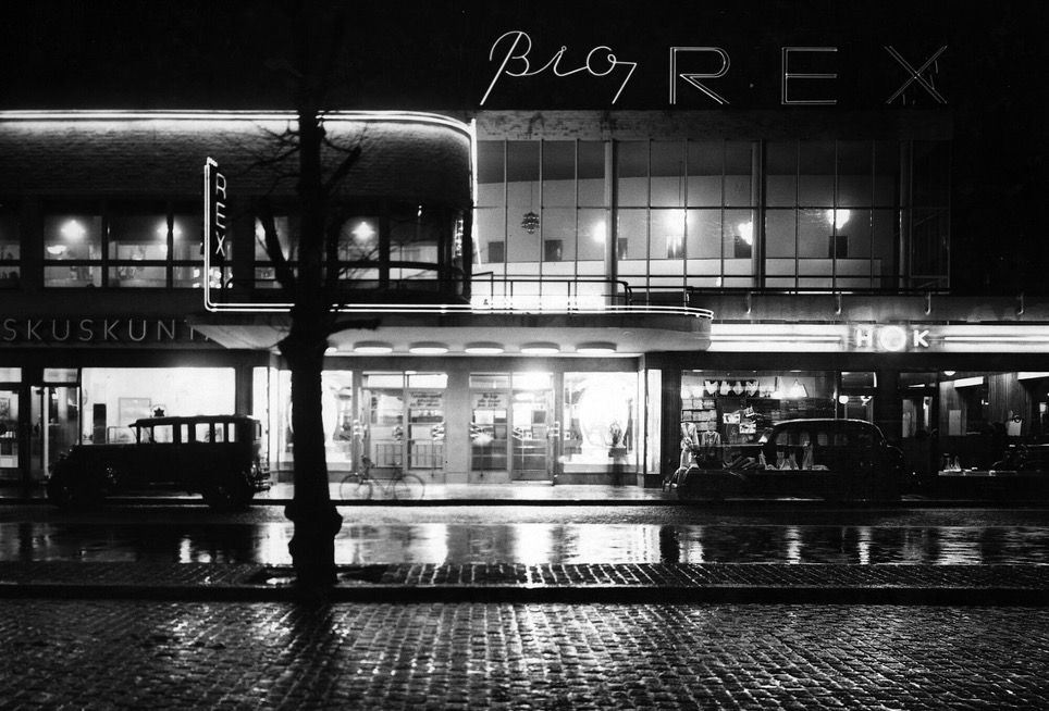Architecture walking tour: Modern Helsinki
