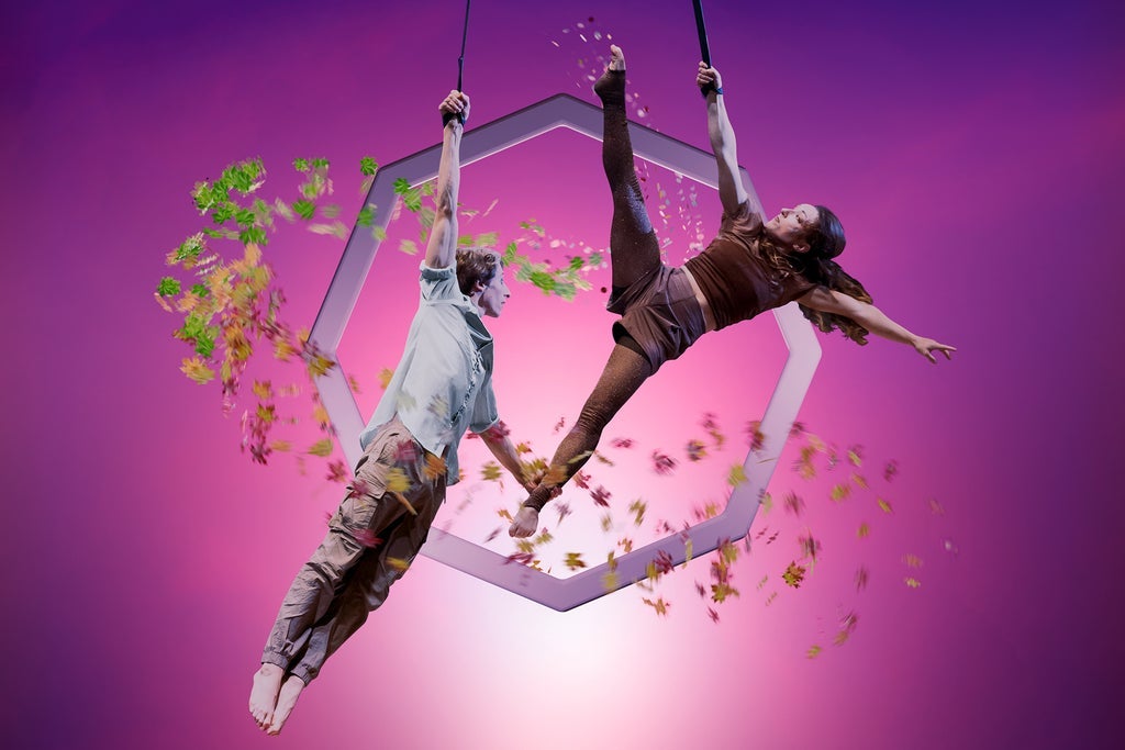 SEASONS - Ein artistisches Jahr -  GOP Varieté-Theater Bremen