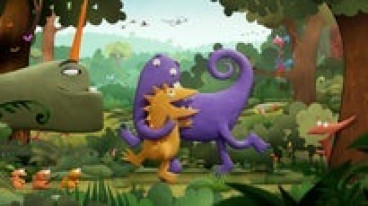 Kiri and Lou Go Raaa!