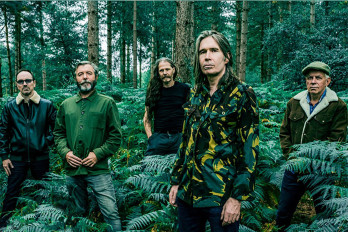 Del Amitri - Past to Present image