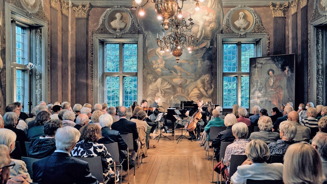 Klassik am Meer: DIE GANZE WELT IN MUSIK UND TANZ