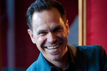 Kurt Elling meets hr-Bigband - Musikfest Bremen