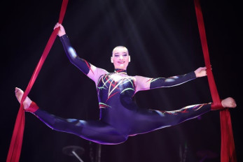 Trierer Weihnachtscircus - EISZEIT - CIRCUS ON ICE