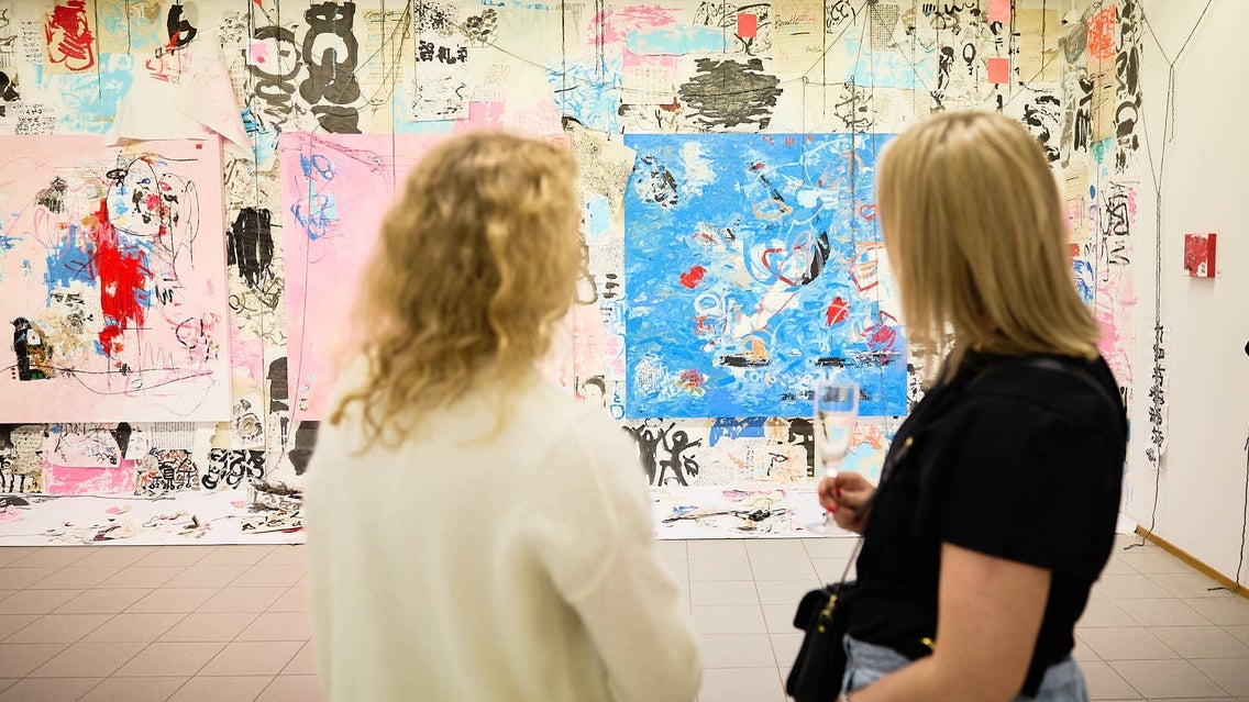 Meilahden Kartanon Taidehalli: Art & Wine-tasting 20.8