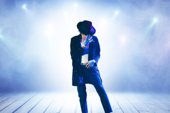 MICHAEL JACKSON KING OF POP