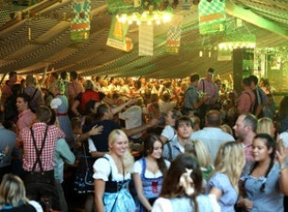 VANESSA MAI & Firma Hollunder - 12. Original Karlsruher Oktoberfest