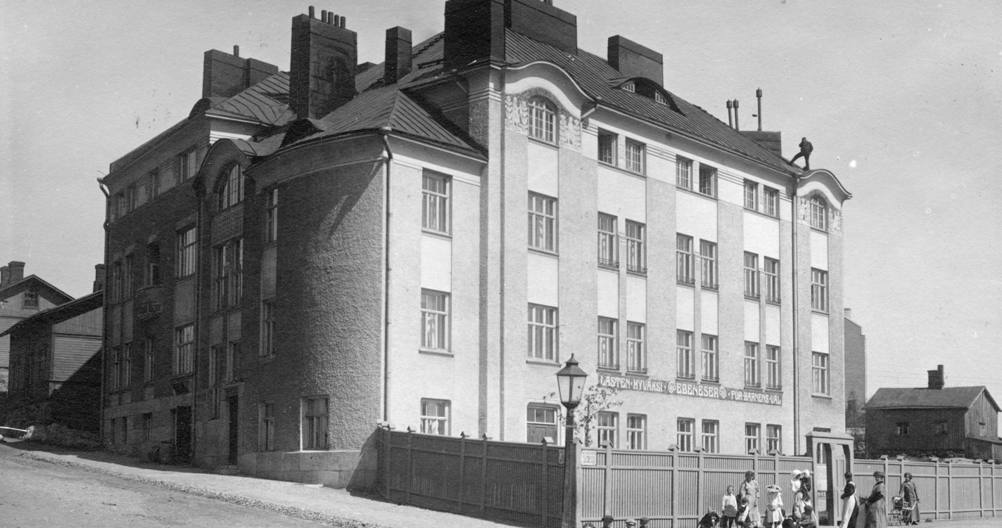 Avoin yleisÃ¶opastus: LastentarhatyÃ¶ Suomessa