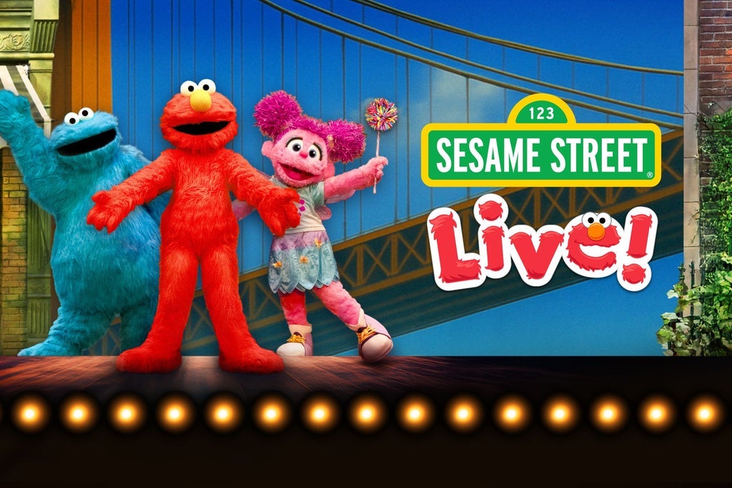 Sesame Street Live: Elmo's Got the Moves