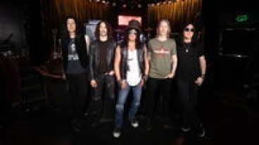 Slash featuring Myles Kennedy & the Conspirators
