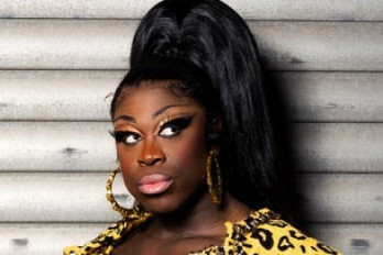 Now Clap !  Bob The Drag Queen's on Tour