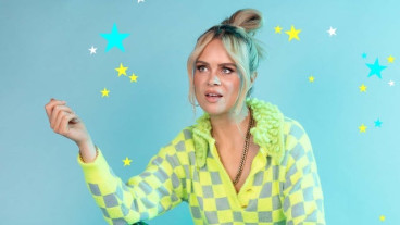 Joanne Mcnally - The Prosecco Express image