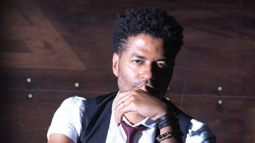Eric Benet image