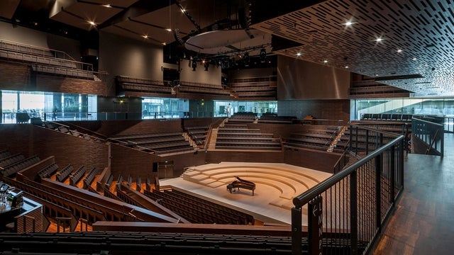 Kulmat tutuiksi -arkkitehtuurikierros