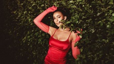 SARA SIIPOLA SARA SIIPOLA image